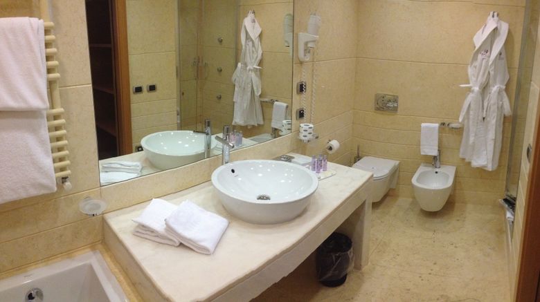 <b>Papillo Hotel Roma Room</b>. Images powered by <a href="https://www.leonardoworldwide.com/" title="Leonardo Worldwide" target="_blank">Leonardo</a>.
