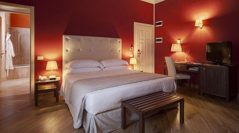 <b>Hotel 500 Firenze Room</b>. Images powered by <a href="https://www.leonardoworldwide.com/" title="Leonardo Worldwide" target="_blank">Leonardo</a>.