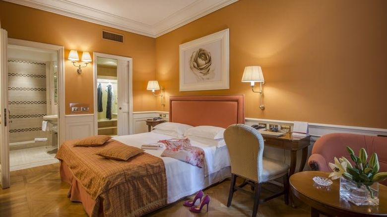 <b>Hotel Corona d'Oro Bologna Room</b>. Images powered by <a href="https://www.leonardoworldwide.com/" title="Leonardo Worldwide" target="_blank">Leonardo</a>.