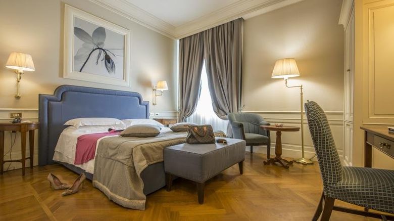 <b>Hotel Corona d'Oro Bologna Room</b>. Images powered by <a href="https://www.leonardoworldwide.com/" title="Leonardo Worldwide" target="_blank">Leonardo</a>.