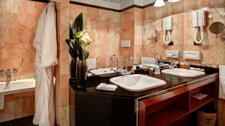 <b>Delle Nazioni Hotel Room</b>. Images powered by <a href="https://www.leonardoworldwide.com/" title="Leonardo Worldwide" target="_blank">Leonardo</a>.