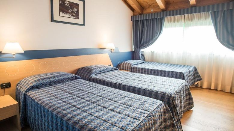 <b>Hotel West Point - Dossobuono Room</b>. Images powered by <a href="https://www.leonardoworldwide.com/" title="Leonardo Worldwide" target="_blank">Leonardo</a>.