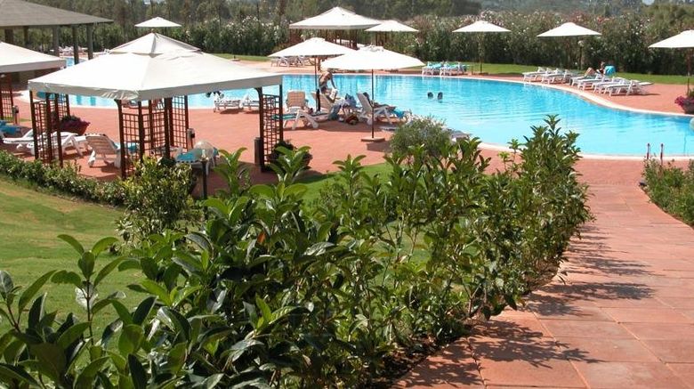 <b>GeoVillage Wellness Resort & Convention Pool</b>. Images powered by <a href="https://www.leonardoworldwide.com/" title="Leonardo Worldwide" target="_blank">Leonardo</a>.