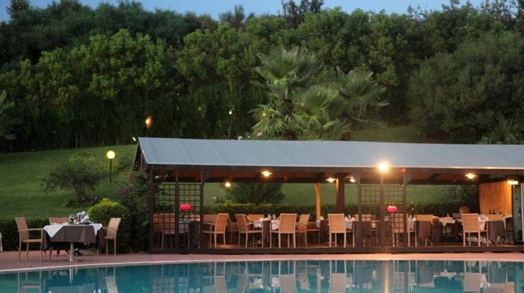 GeoVillage Wellness Resort & Convention Restaurant