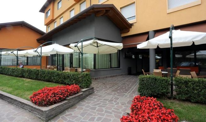 La Torretta Hotel Exterior