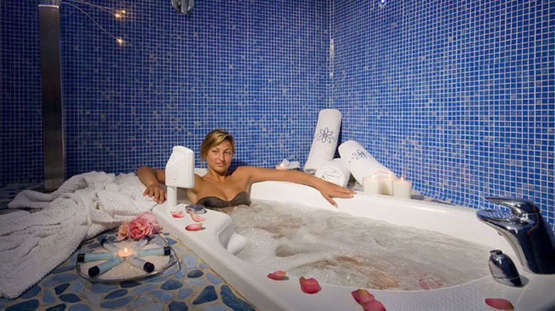 <b>Hotel Margherita Room</b>. Images powered by <a href="https://www.leonardoworldwide.com/" title="Leonardo Worldwide" target="_blank">Leonardo</a>.