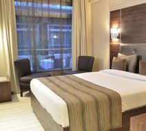 Cloud Hotel & Suites Room