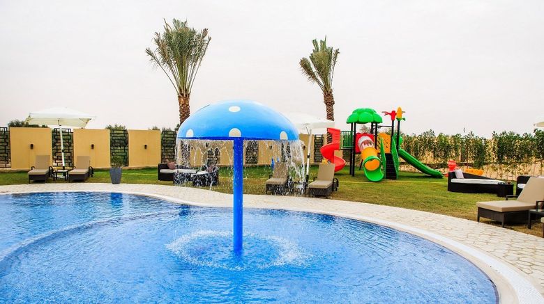 <b>Western Hotel Madinat Zayed Pool</b>. Images powered by <a href="https://www.leonardoworldwide.com/" title="Leonardo Worldwide" target="_blank">Leonardo</a>.