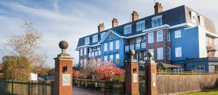 Balmer Lawn Hotel Exterior