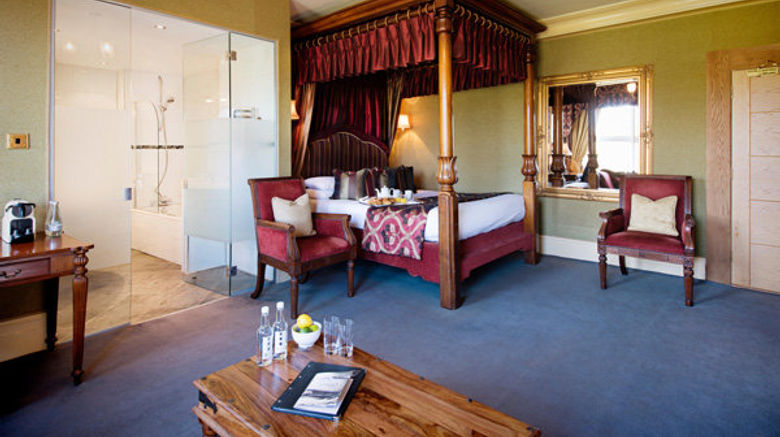 <b>Balmer Lawn Hotel Suite</b>. Images powered by <a href="https://www.leonardoworldwide.com/" title="Leonardo Worldwide" target="_blank">Leonardo</a>.