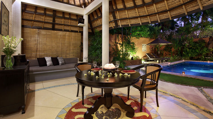Impiana Private Villas Lobby