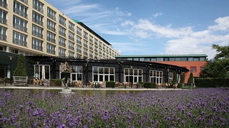 Van der Valk Hotel Maastricht Exterior