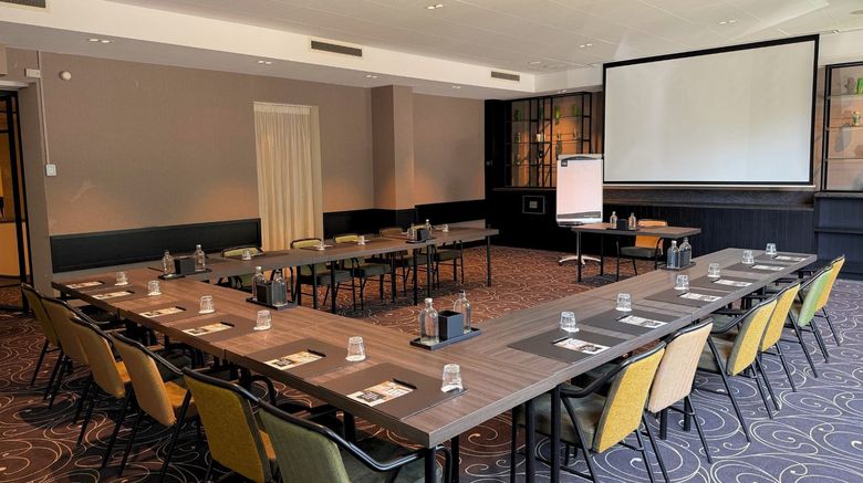 <b>Van der Valk Hotel Rotterdam-Nieuwerkerk Meeting</b>. Images powered by <a href="https://www.leonardoworldwide.com/" title="Leonardo Worldwide" target="_blank">Leonardo</a>.