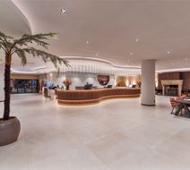 Van der Valk Hotel Schiphol Lobby