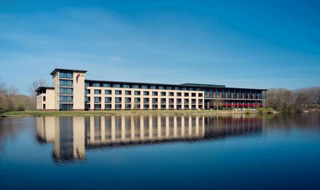 Van der Valk Hotel Sneek Exterior