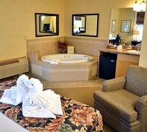 Skaneateles Suites Room