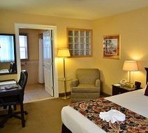 Skaneateles Suites Room