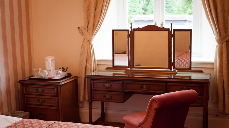 <b>Highley Manor Room</b>. Images powered by <a href="https://www.leonardoworldwide.com/" title="Leonardo Worldwide" target="_blank">Leonardo</a>.