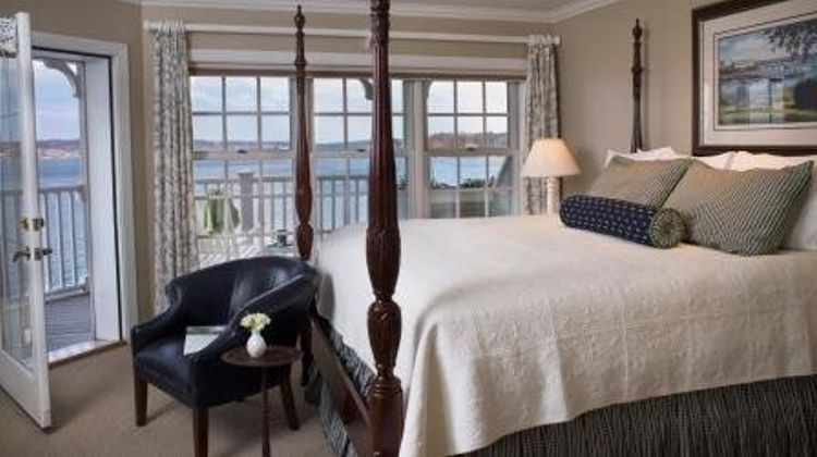 The Geneva Inn Room