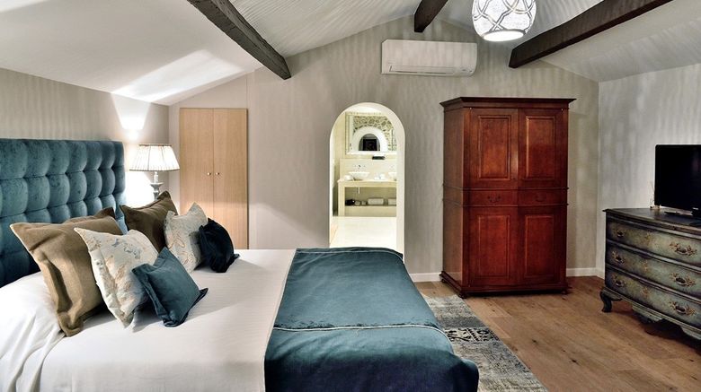 <b>Le Chateau Eza Room</b>. Images powered by <a href="https://www.leonardoworldwide.com/" title="Leonardo Worldwide" target="_blank">Leonardo</a>.