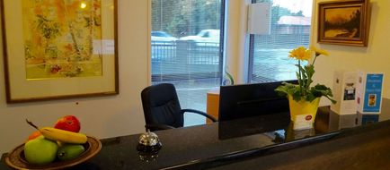 BK's Hamilton Motel Lobby