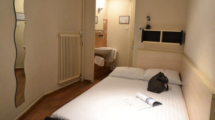 Hotel St-Gervais Room