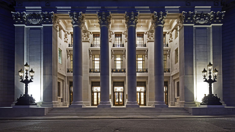 <b>Four Seasons Hotel London Tower Bridge Exterior</b>. Images powered by <a href="https://www.leonardoworldwide.com/" title="Leonardo Worldwide" target="_blank">Leonardo</a>.