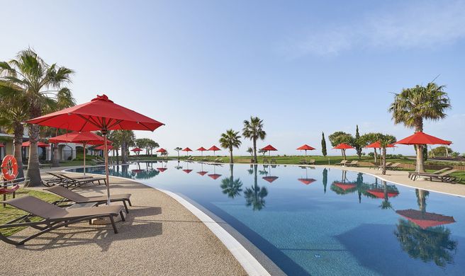 Cascade Wellness & Lifestyle Resort Exterior