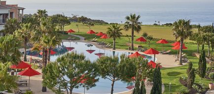 Cascade Wellness & Lifestyle Resort Exterior