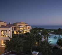 Cascade Wellness & Lifestyle Resort Exterior