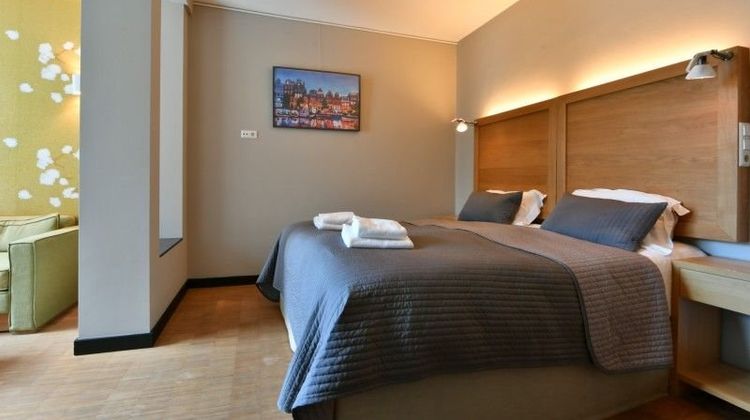 The Bank Hotel Room
