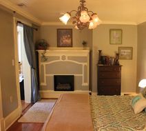 Inn of The Shenando Room