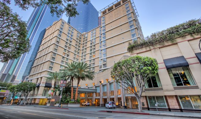 Omni Los Angeles Hotel at CA Plaza Exterior