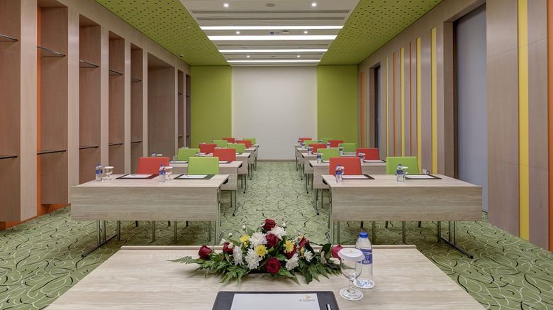 <b>Al Khoory Atrium Hotel Meeting</b>. Images powered by <a href="https://www.leonardoworldwide.com/" title="Leonardo Worldwide" target="_blank">Leonardo</a>.