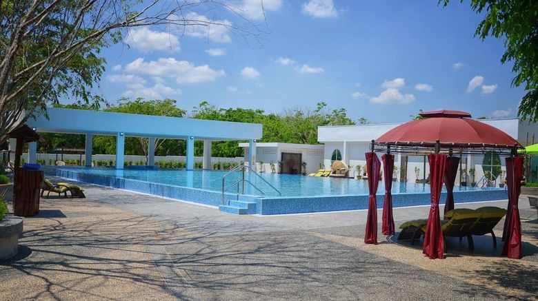 <b>The Orchard Wellness & Health Resort Pool</b>. Images powered by <a href="https://www.leonardoworldwide.com/" title="Leonardo Worldwide" target="_blank">Leonardo</a>.