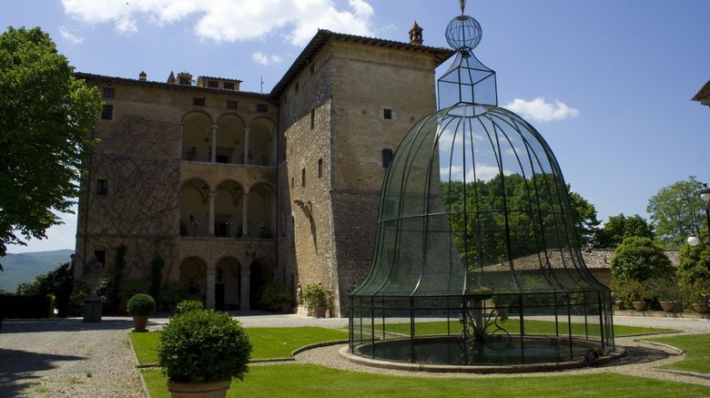 <b>Relais La Suvera Hotel Room</b>. Images powered by <a href=https://www.travelagewest.com/Hotels/Pievescola-Italy/