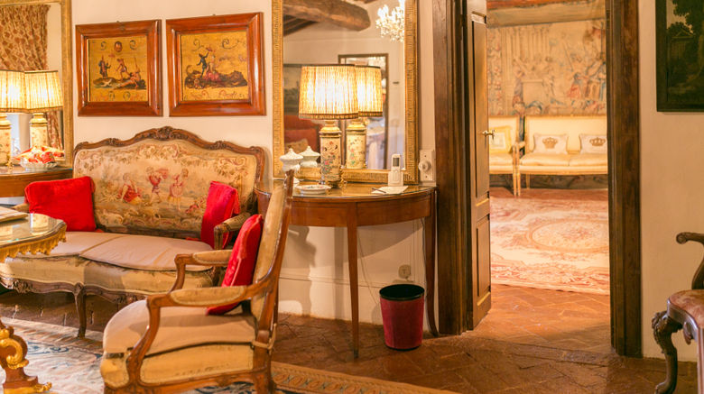 <b>Relais La Suvera Hotel Suite</b>. Images powered by <a href=https://www.travelagewest.com/Hotels/Pievescola-Italy/