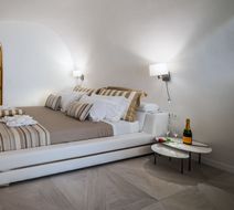 Elite Suites Room