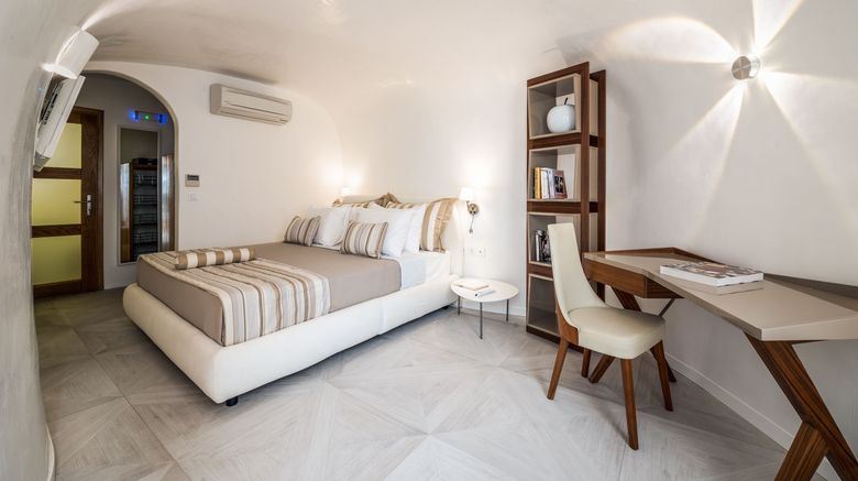 <b>Elite Suites Room</b>. Images powered by <a href="https://www.leonardoworldwide.com/" title="Leonardo Worldwide" target="_blank">Leonardo</a>.
