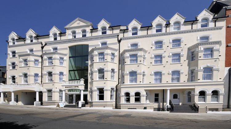 Mannin Hotel Exterior