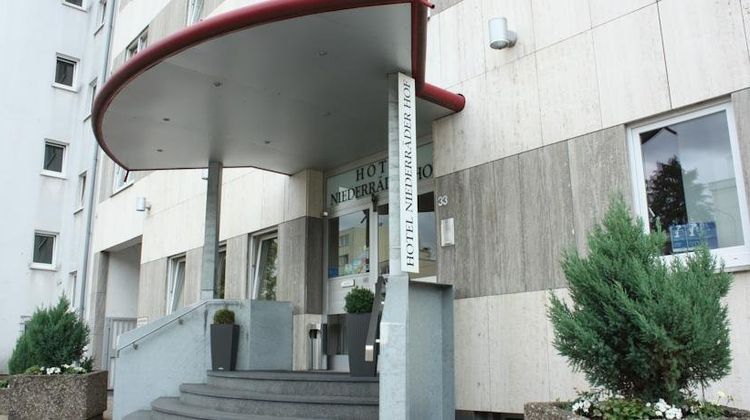 Hotel Niederraeder Hof Exterior
