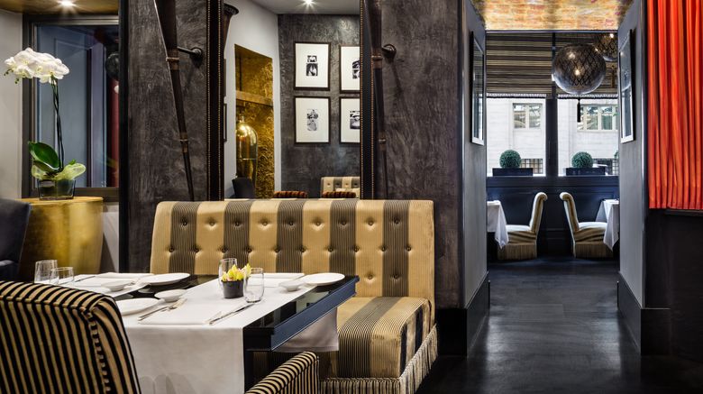 <b>Baglioni Hotel Regina Restaurant</b>. Images powered by <a href="https://www.leonardoworldwide.com/" title="Leonardo Worldwide" target="_blank">Leonardo</a>.