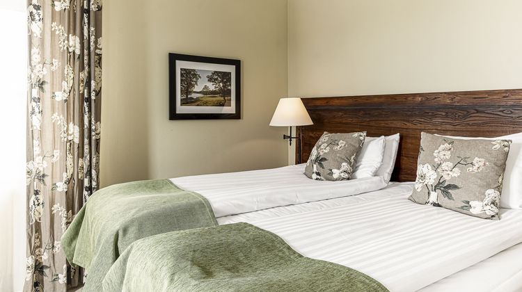 Sunlight House Hotel Room