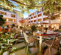 Kaisergarten Hotel Spa Exterior