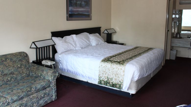 <b>Carefree Inn Lebanon Room</b>. Images powered by <a href="https://www.leonardoworldwide.com/" title="Leonardo Worldwide" target="_blank">Leonardo</a>.