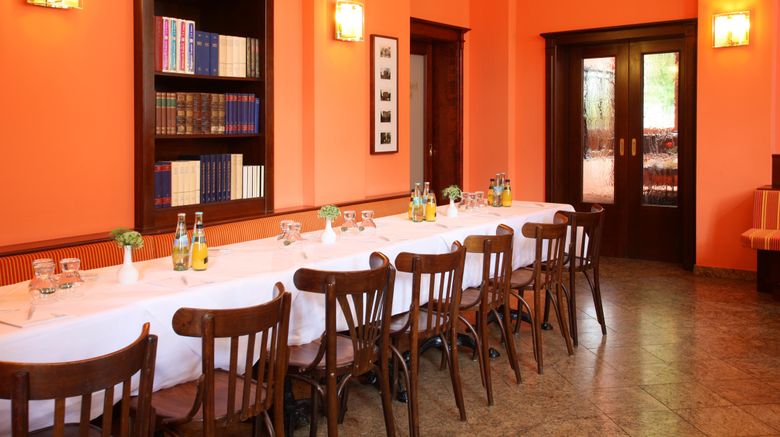 <b>Hotel Artushof Room</b>. Images powered by <a href="https://www.leonardoworldwide.com/" title="Leonardo Worldwide" target="_blank">Leonardo</a>.