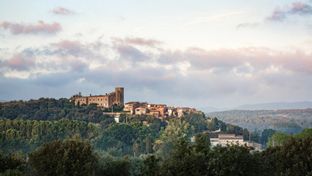 Castell d'Emporda Hotel-Restaurant-Cafe