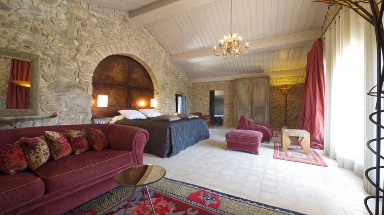 <b>Castell d'Emporda Hotel-Restaurant-Cafe Suite</b>. Images powered by <a href="https://www.leonardoworldwide.com/" title="Leonardo Worldwide" target="_blank">Leonardo</a>.