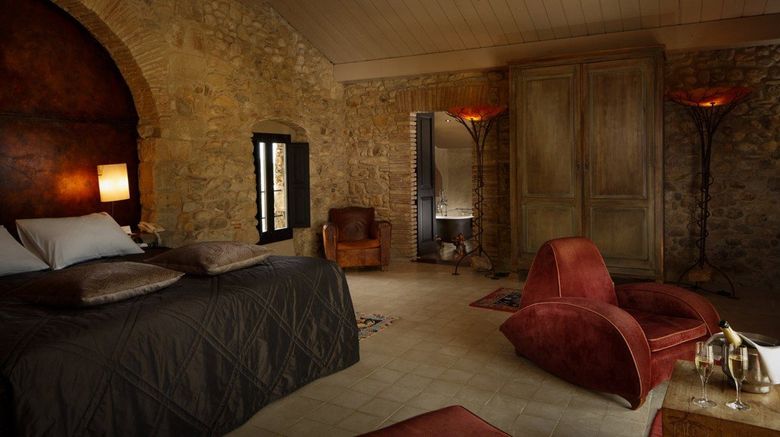 <b>Castell d'Emporda Hotel-Restaurant-Cafe Suite</b>. Images powered by <a href="https://www.leonardoworldwide.com/" title="Leonardo Worldwide" target="_blank">Leonardo</a>.