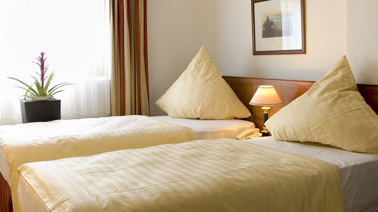 Hotel Kolner Hof Refrath Room